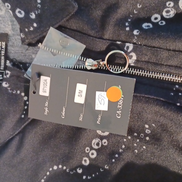 NEW! S/M Long Black Fashion Zipper Top 4561 - Picture 5 of 10